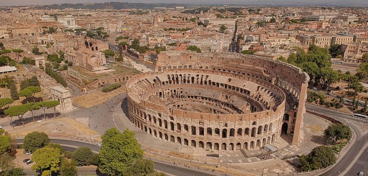 Foto aerea del Colosseo